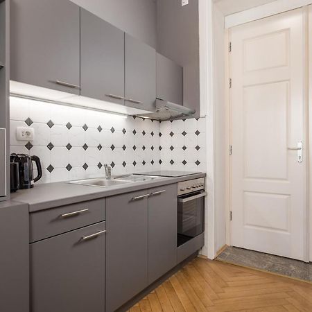 Art Teatro - Gustav Klimt Apartman Fiume Kültér fotó