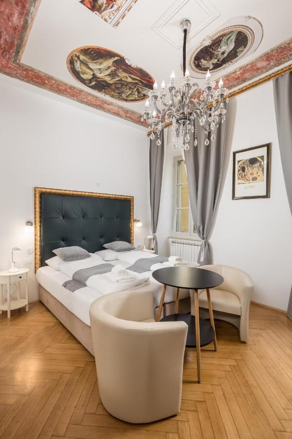 Art Teatro - Gustav Klimt Apartman Fiume Kültér fotó